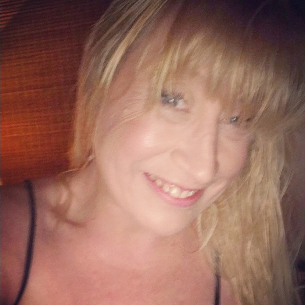 Meet your Posher, Cat